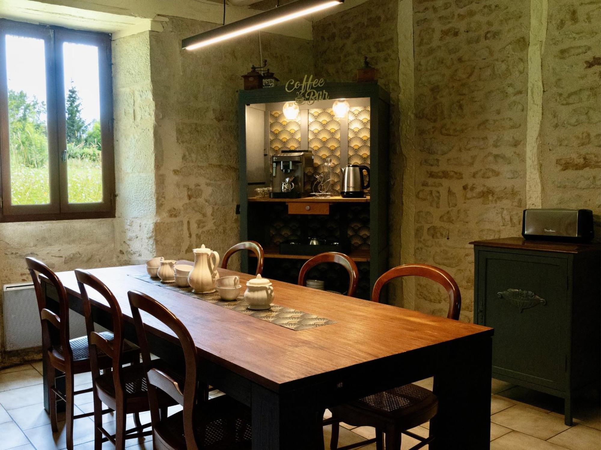 Domaine Valenquercy Acomodação com café da manhã Cazillac Exterior foto